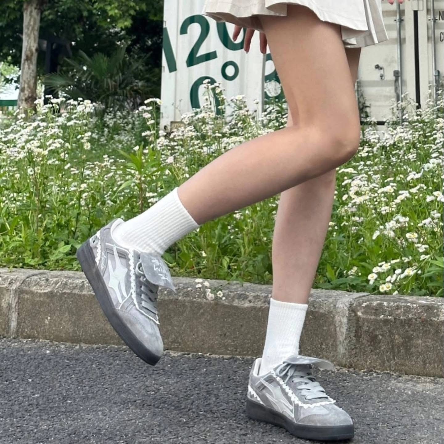 #預購 Killwinner 德訓鞋 限時代購 張員瑛同款  緞帶蝴蝶結 蕾絲灰