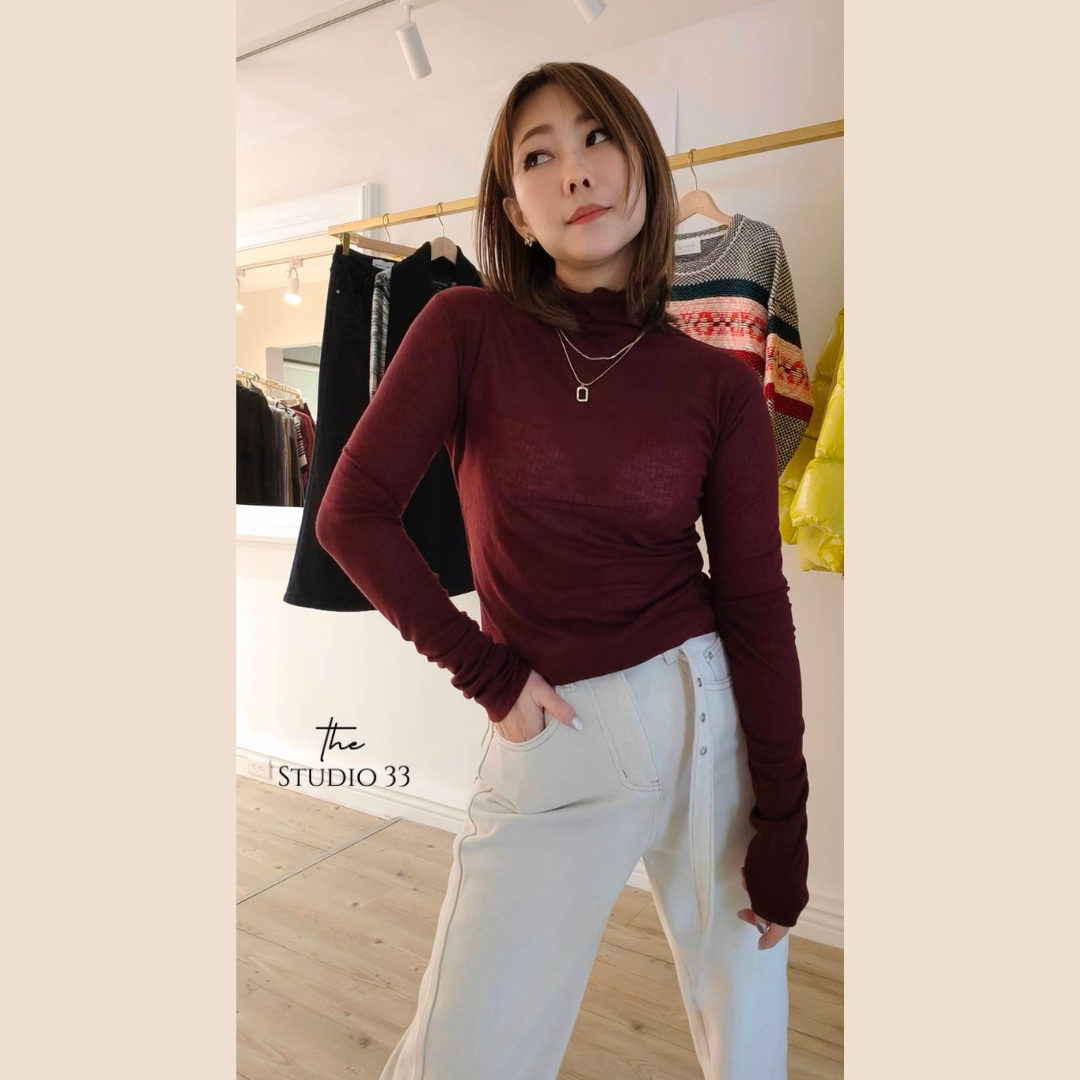 木耳捲邊高領內搭薄T