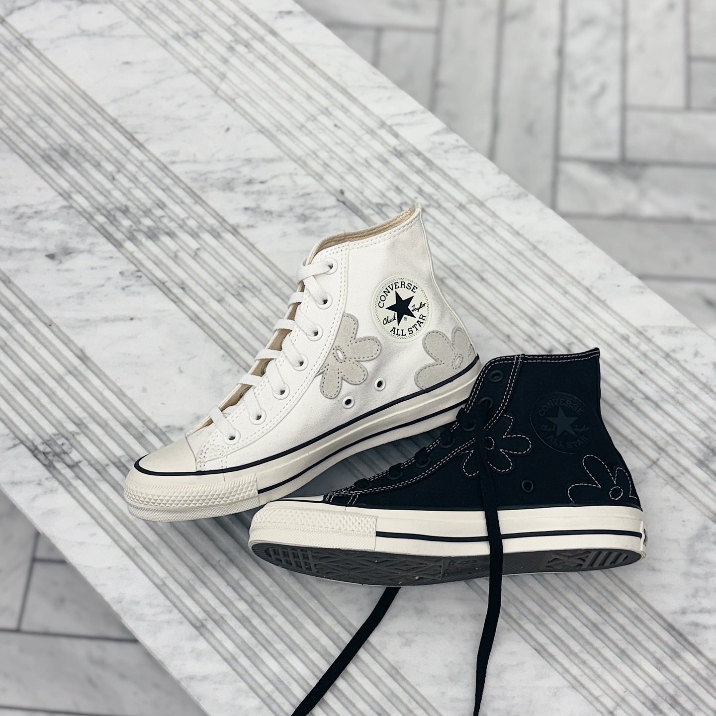 Converse All Star Suedeflower Hi 日本限定 黑色 白色 絨面革 小雛菊 小花 帆布鞋 31313860 31313861