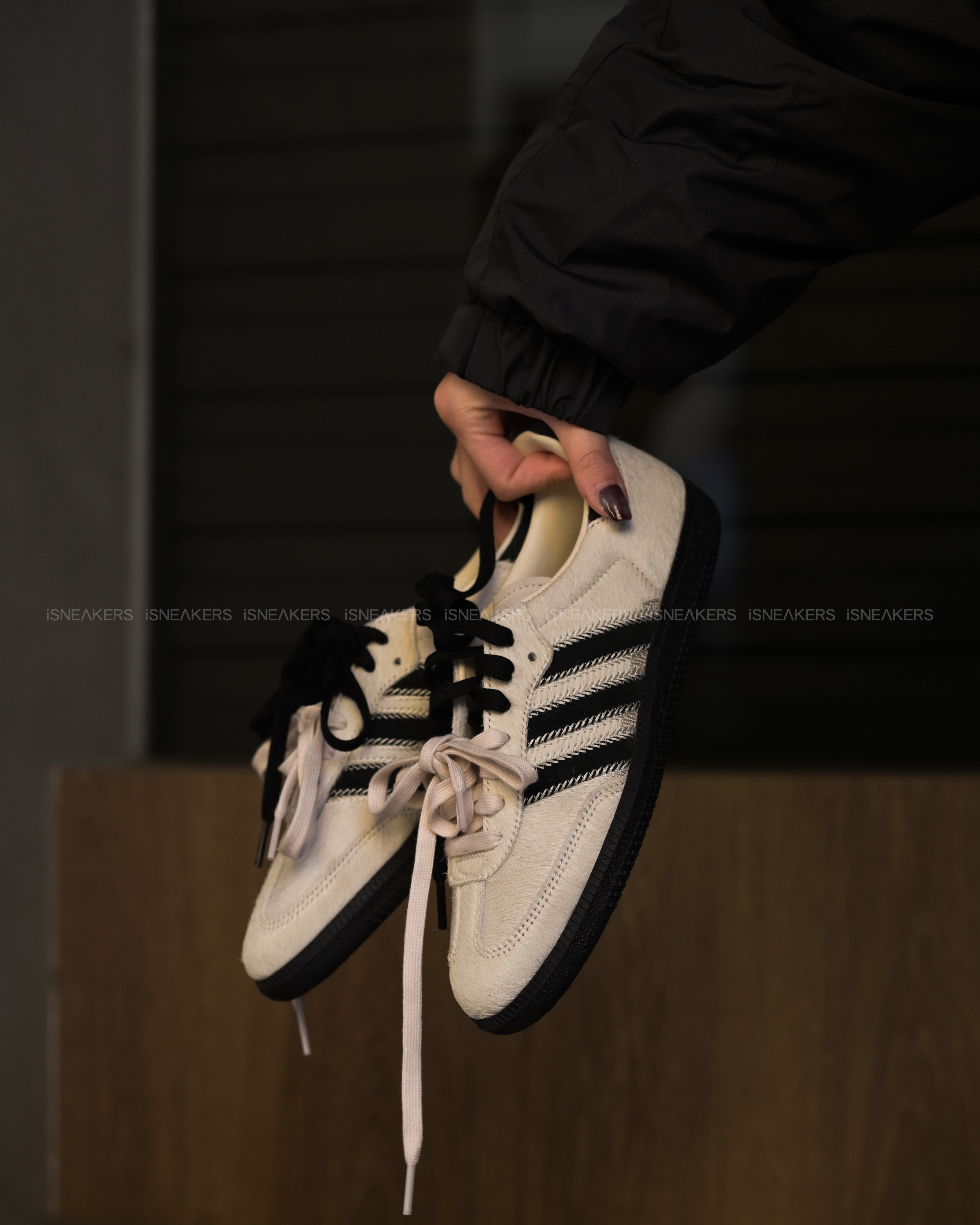 iSNEAKERS｜Adidas Samba OG "Wonder White/Core Black" 馬毛米黑 JP5329