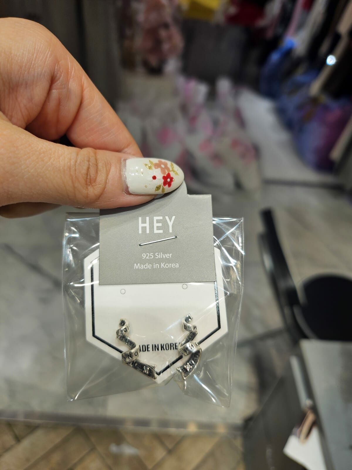 HM3452 ⚪️925 銀 字母扭結耳環