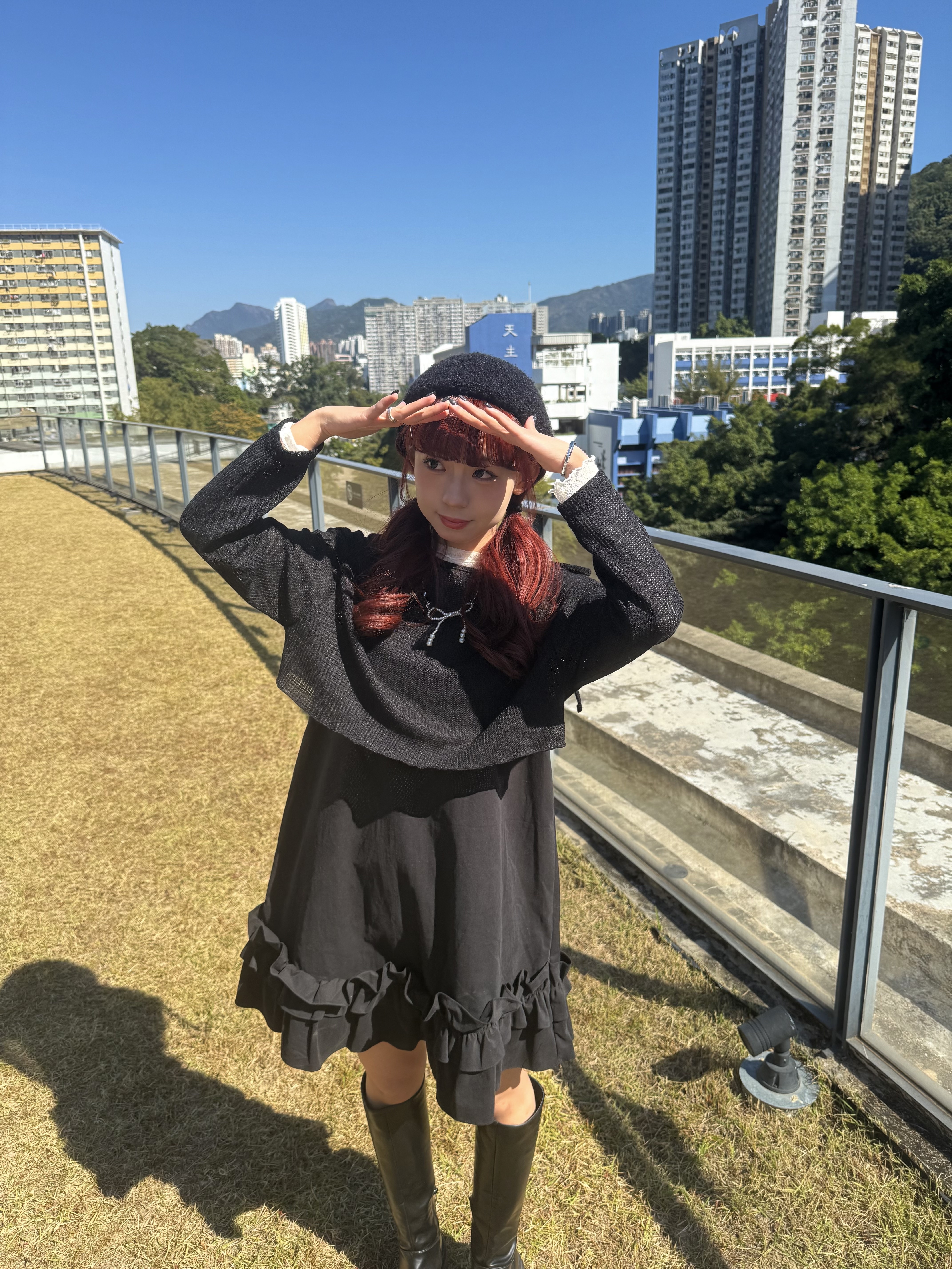 斜肩蝴蝶結短TOP