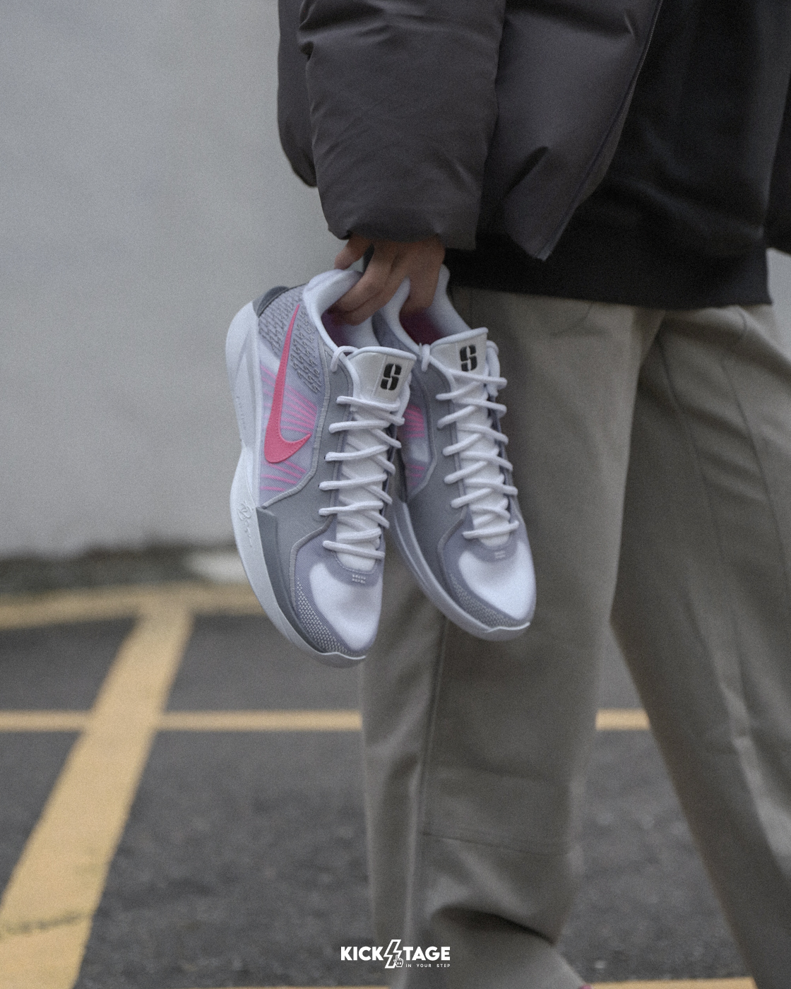 NIKE W SABRINA 2 EP Lily 銀粉實戰XDR耐磨籃球鞋【FZ1517-100】