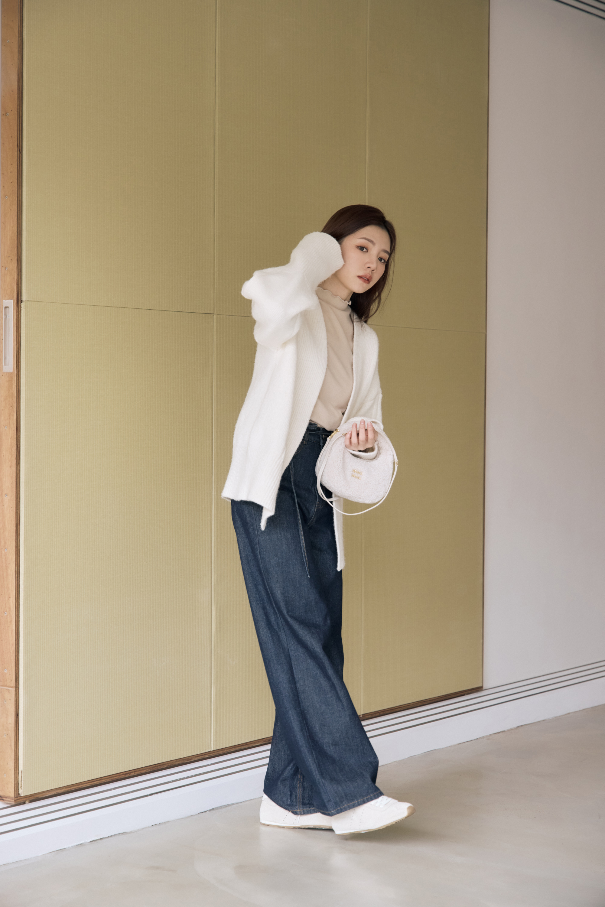 guten made/捨不得換 牛仔原色綁帶寬褲-原色藍