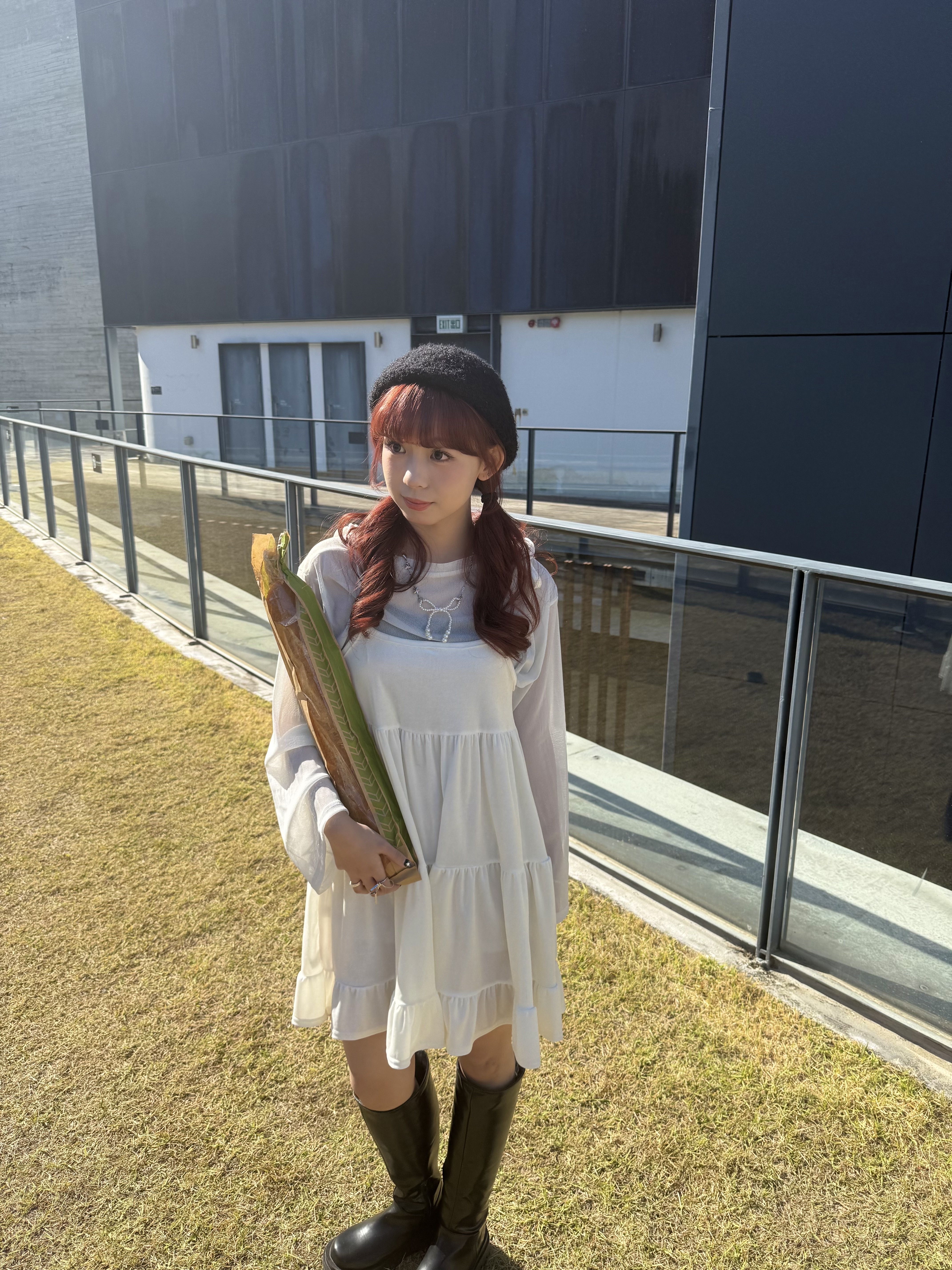 閃閃喇叭袖寬鬆TOP