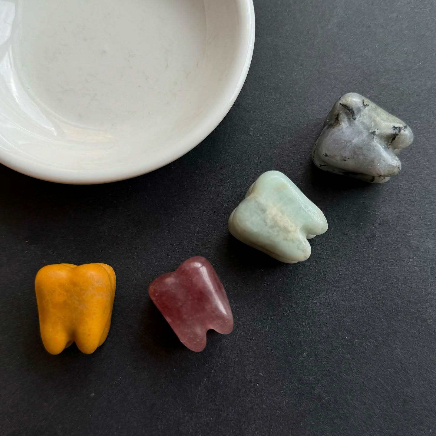 [原石] 水晶牙齒