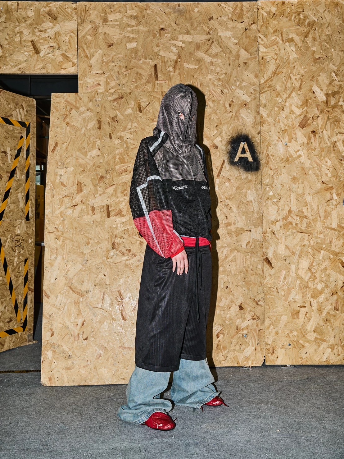 BLINDNOPLAN 運動網眼 異色拼接 連帽外套