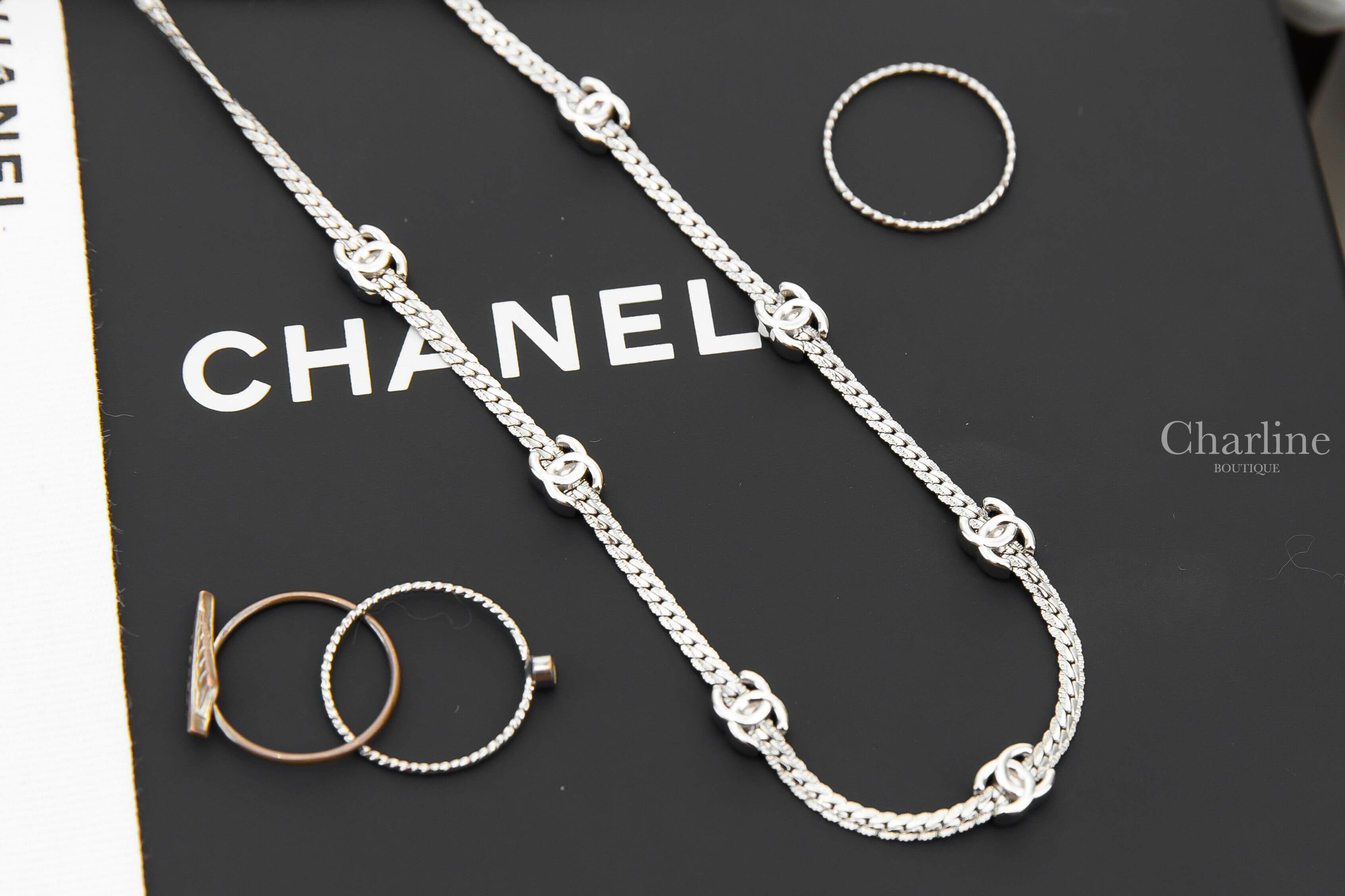 Chanel Necklace 銀色七顆CC項鍊