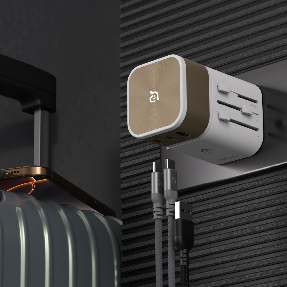 OMNIA T45 Universal Travel Adapter + Mag 3 Pro Qi2 3-in-1 Foldable Travel Charging Station