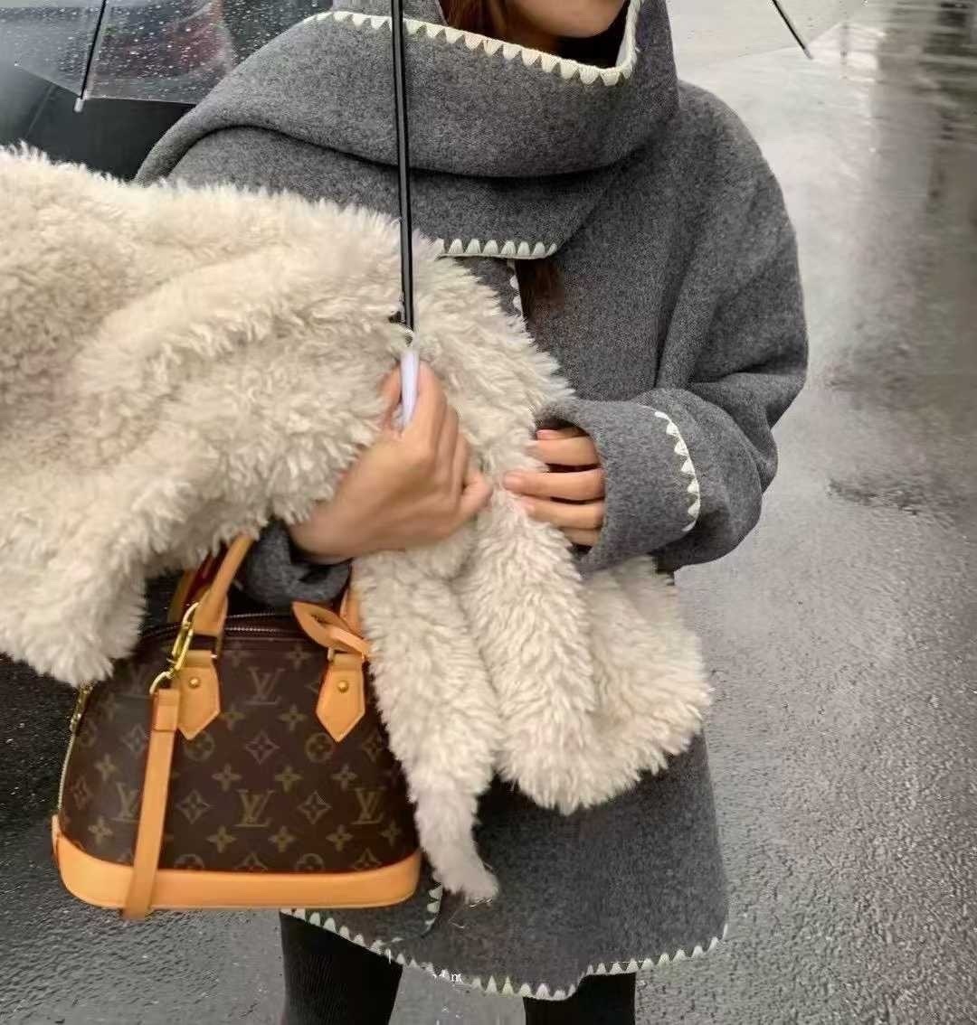 新年優惠 可愛冷衫連身裙連圍巾