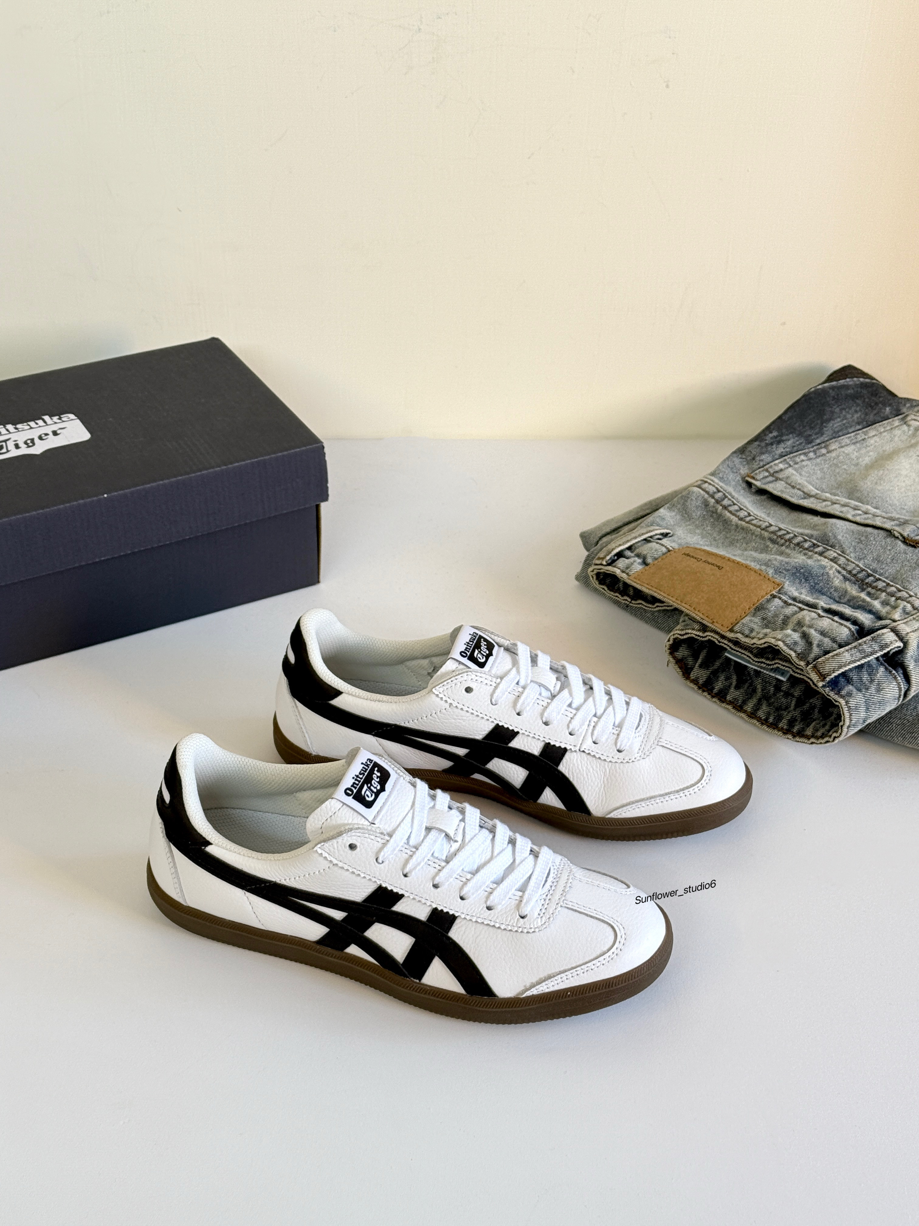 Onitsuka Tiger 鬼塚虎 Tokuten 黑白色 白色 焦糖底 皮革 復古 德訓鞋 1183C429-100/預購