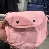 [S] MARC JACOBS M0012909-685 NATASHA NYLON WOMEN'S MESSENGER CROSSBODY PURSE,BUBBLE GUM, 196611140195 (SMJ412)