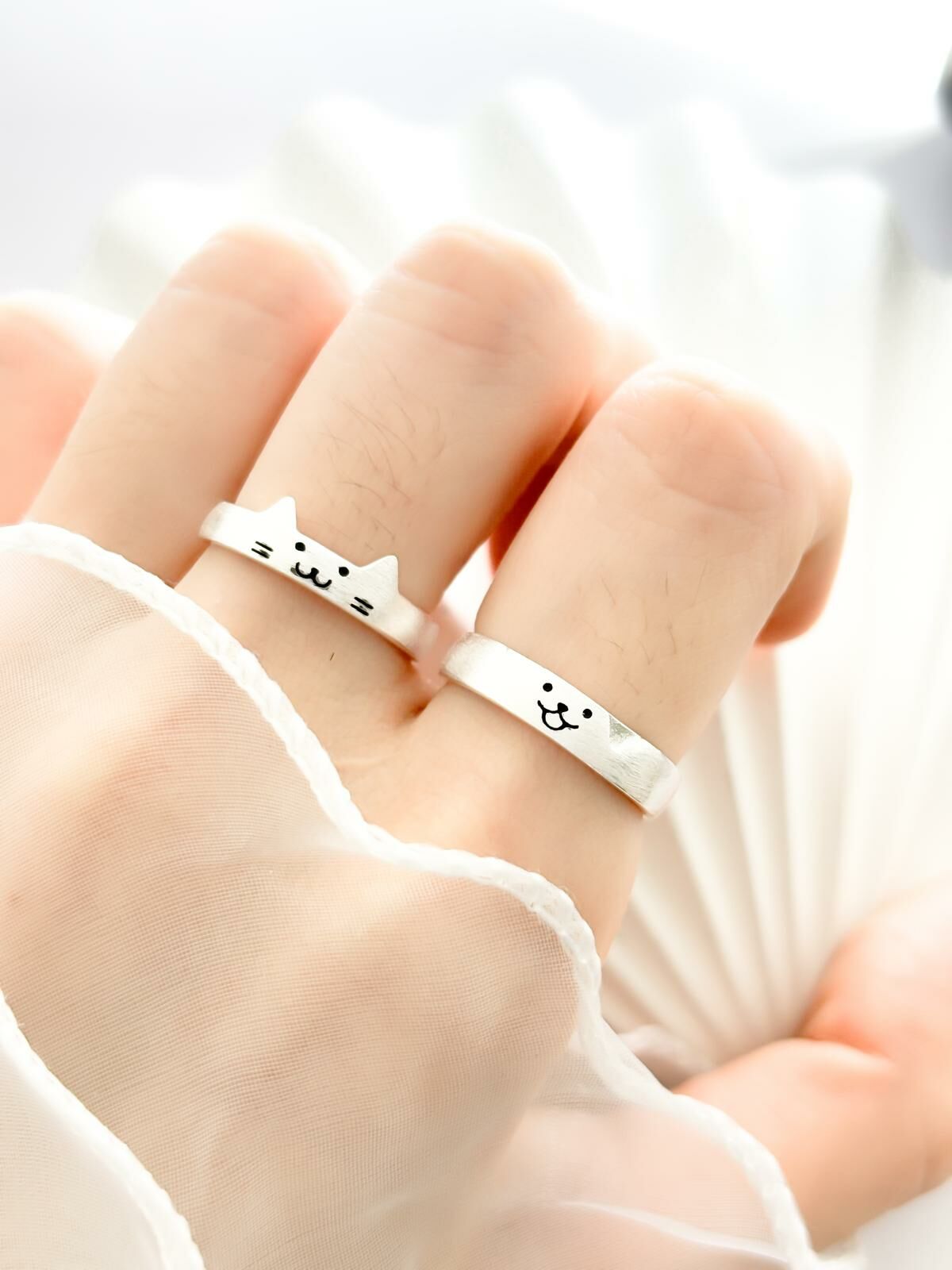 「小貓😽和小狗🐶」情侶戒指 | S925純銀 | 免費刻字