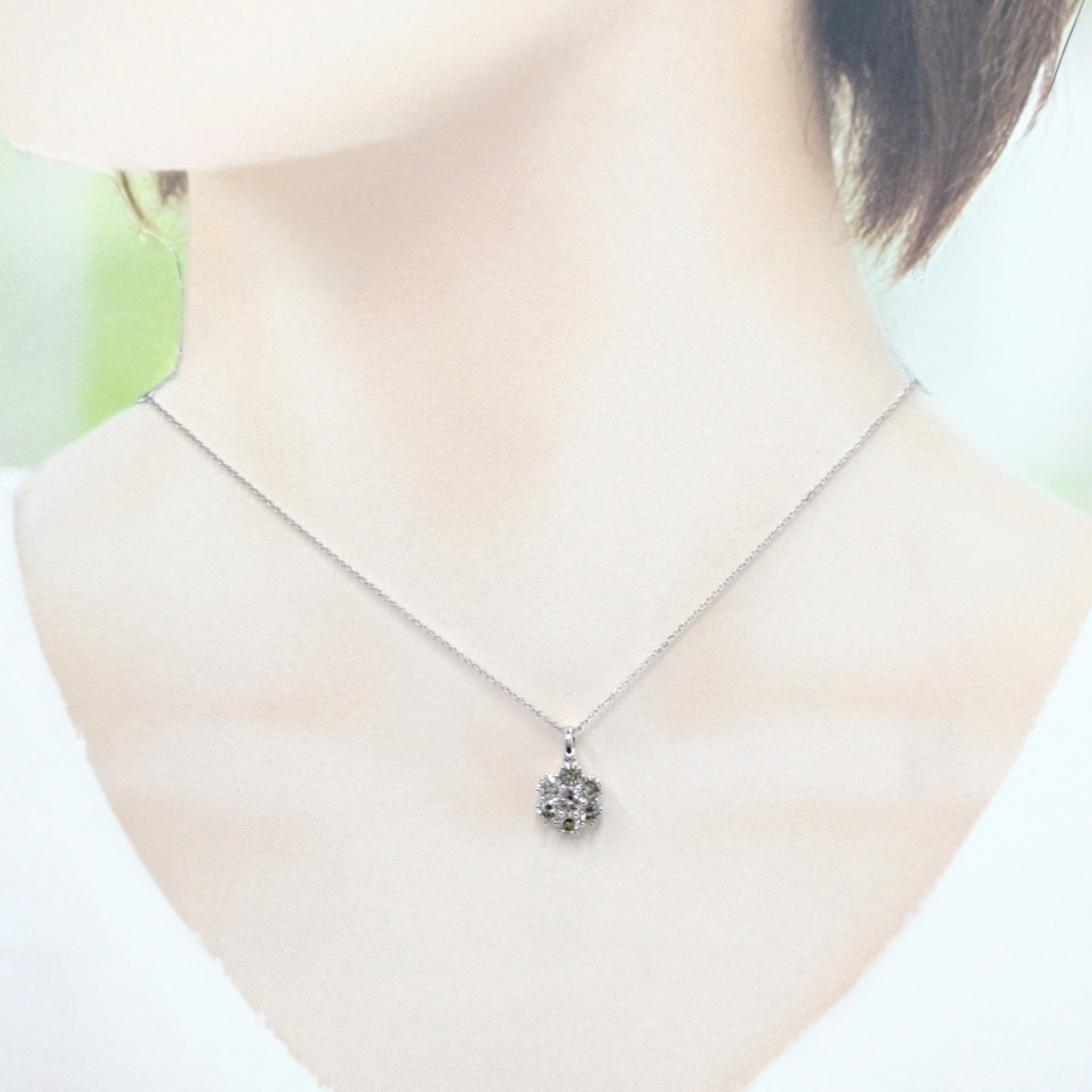 18K Gold 1.10ct Diamond Pendant