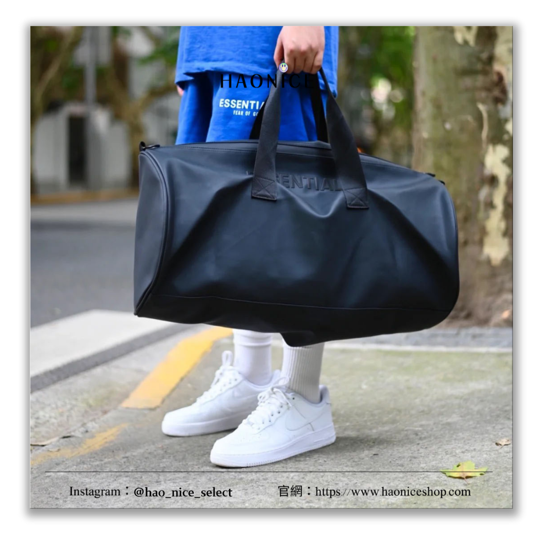 【HAO NICE】100%正品 FEAR OF GOD ESSENTIALS 美國潮牌🇺🇸立體字母圓筒包 包包