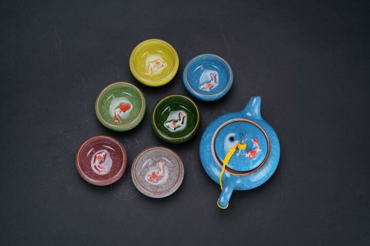 鹿港窯禮品館│冰裂釉陶瓷茶具組【魚趣設計】一壺六杯｜春節伴手禮、商務贈品首選