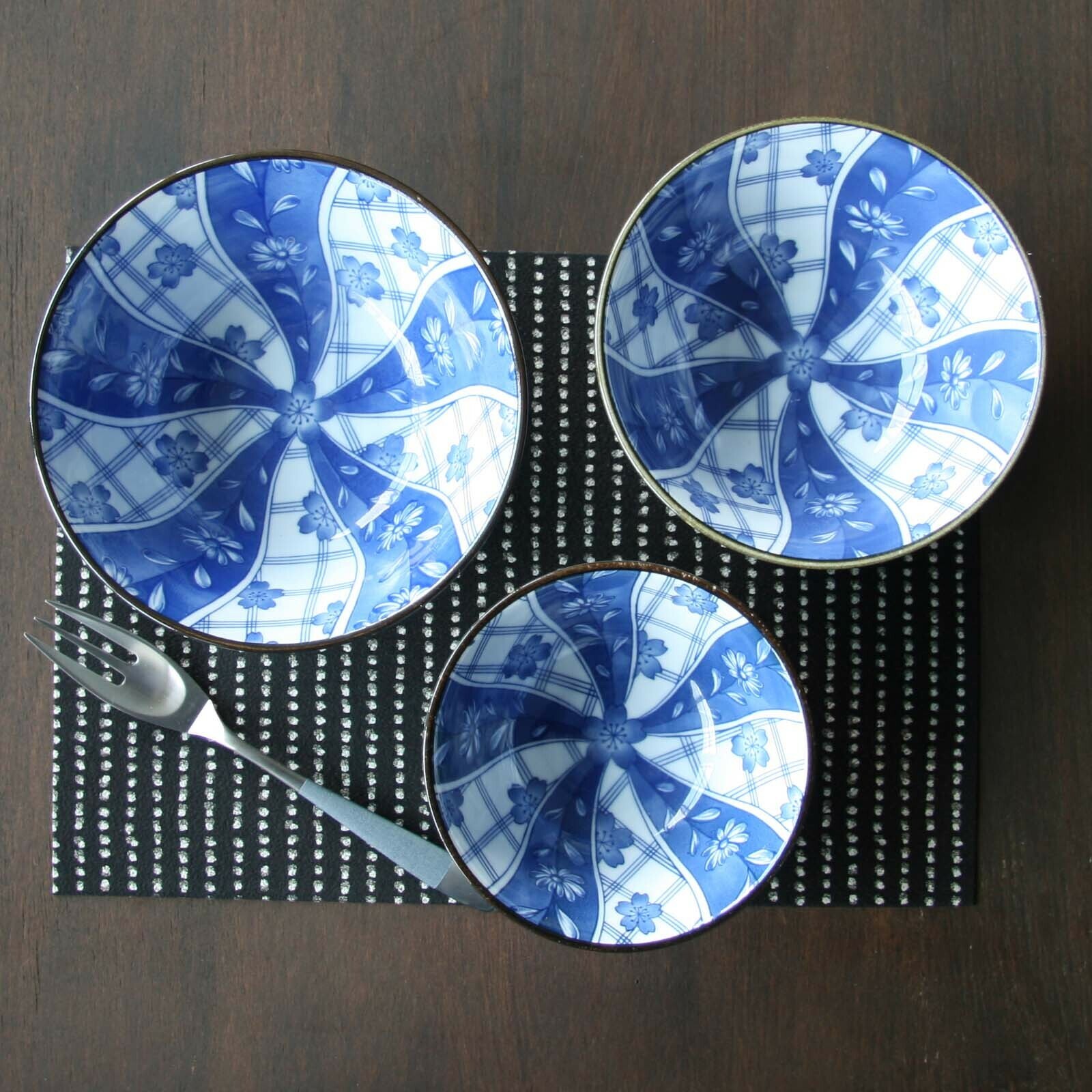 日本美濃燒古染浪漫桜祥瑞瓦碗12CM (日本製)