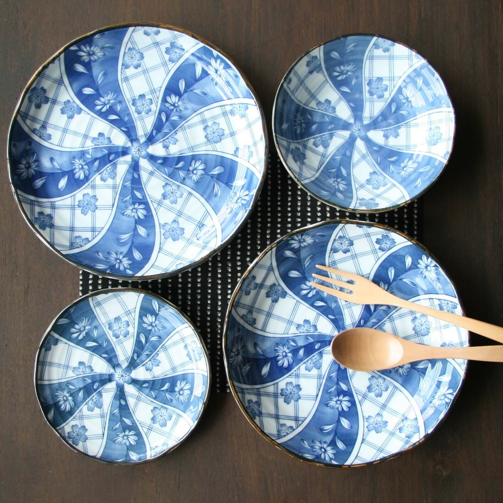 日本美濃燒古染浪漫桜祥瑞瓦碟24.7CM (日本製)