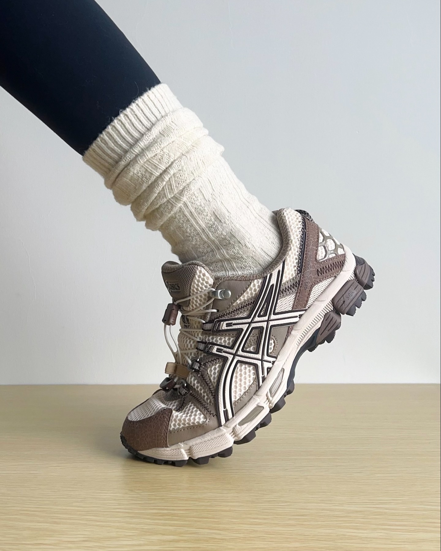 Asics Gel Kahana 8 FL Brown 棕色 1011B828-200