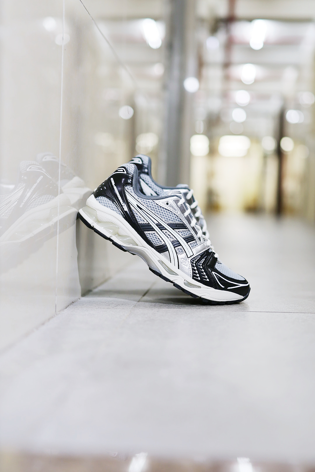 ASICS Gel-Kayano 14 ”Black & Glacier Grey“ 1.0 韓國限定  1201A935-001