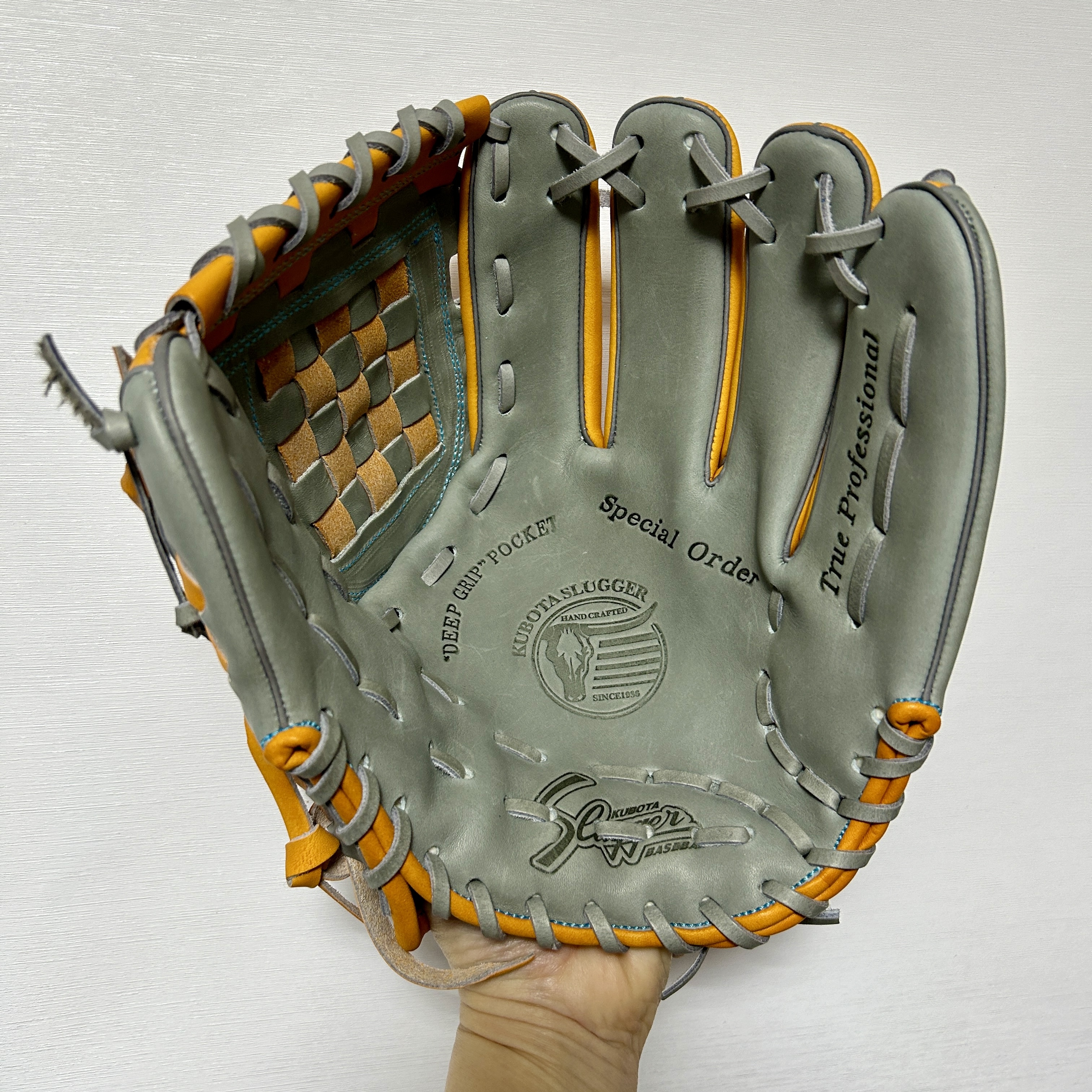 【照片分享】久保田SLUGGER 硬式 内野用 BR2