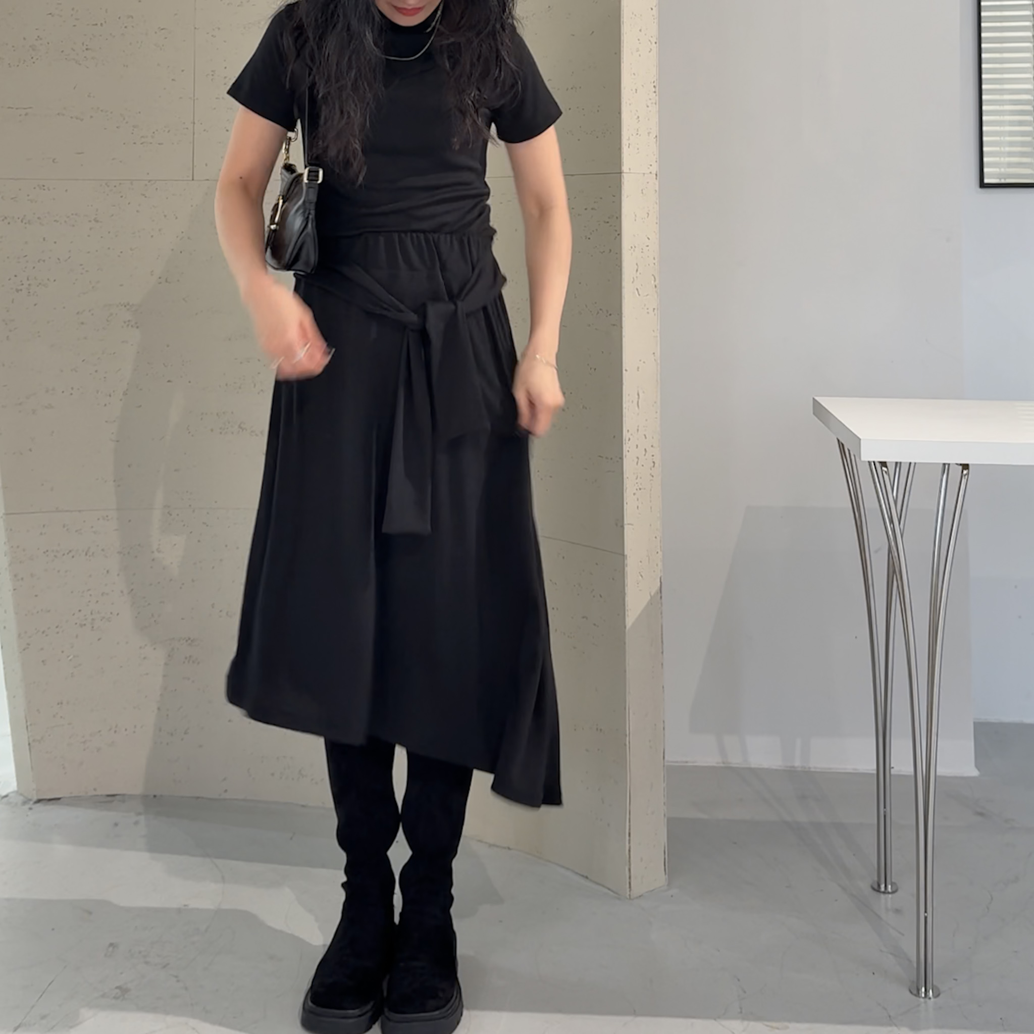 J17軟糯上下兩件式套裝上衣裙(黑)