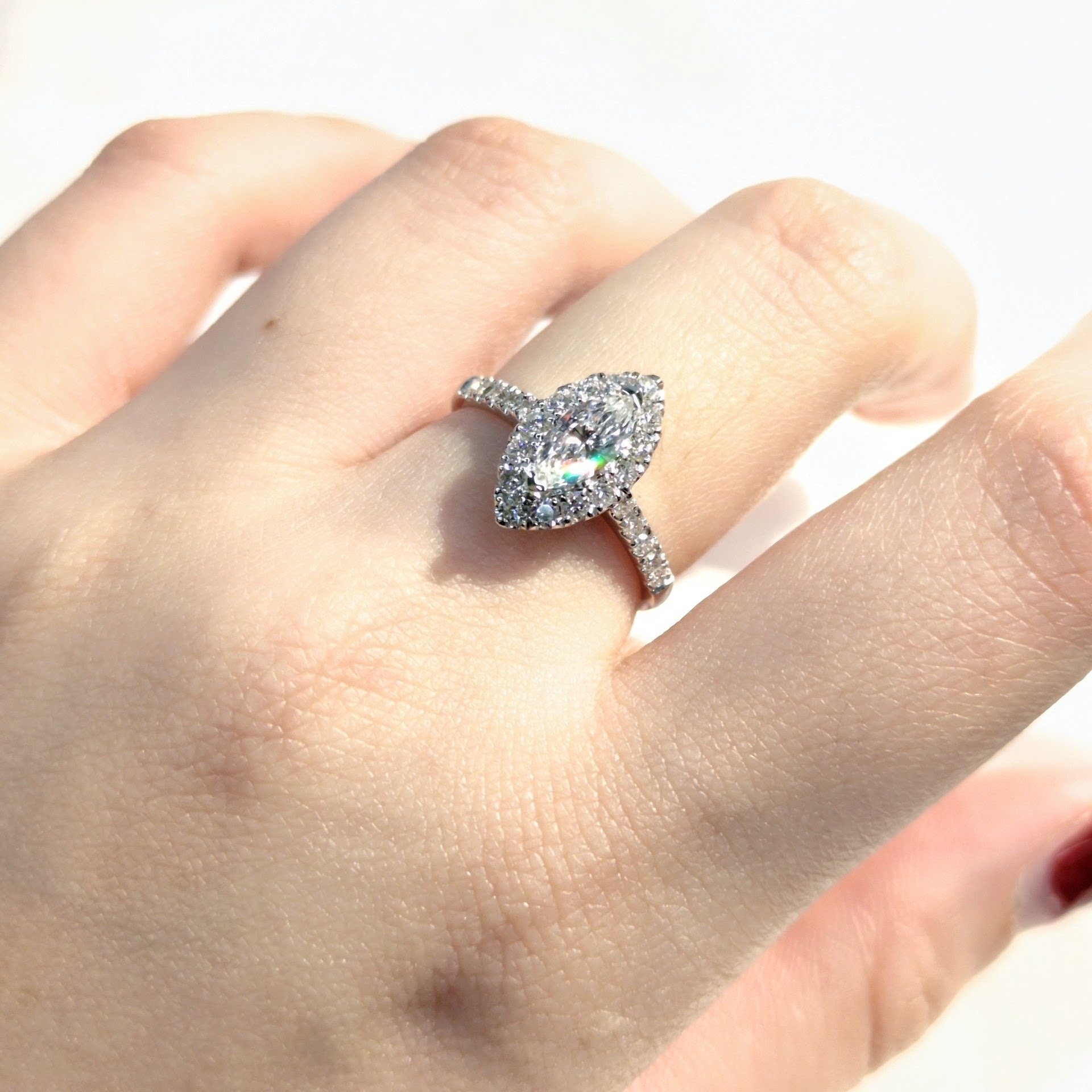 18K White Gold 0.77ct Marquise Cut Diamond Ring