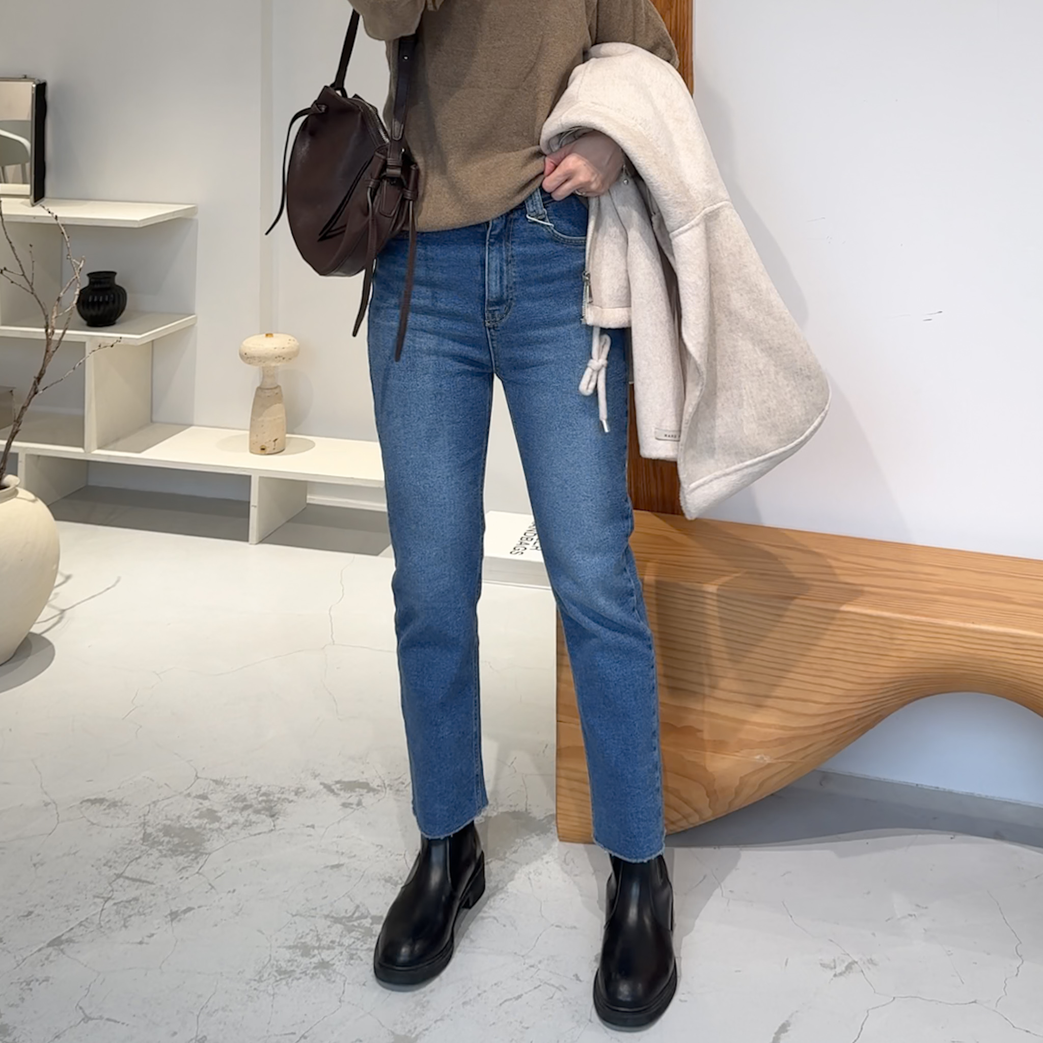 J10小隻女不收邊微彈瘦比巴9分牛仔褲(S-L)