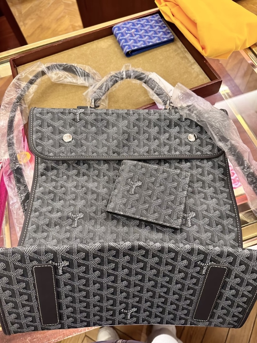 GOYARD Saint Leger 中型 背包