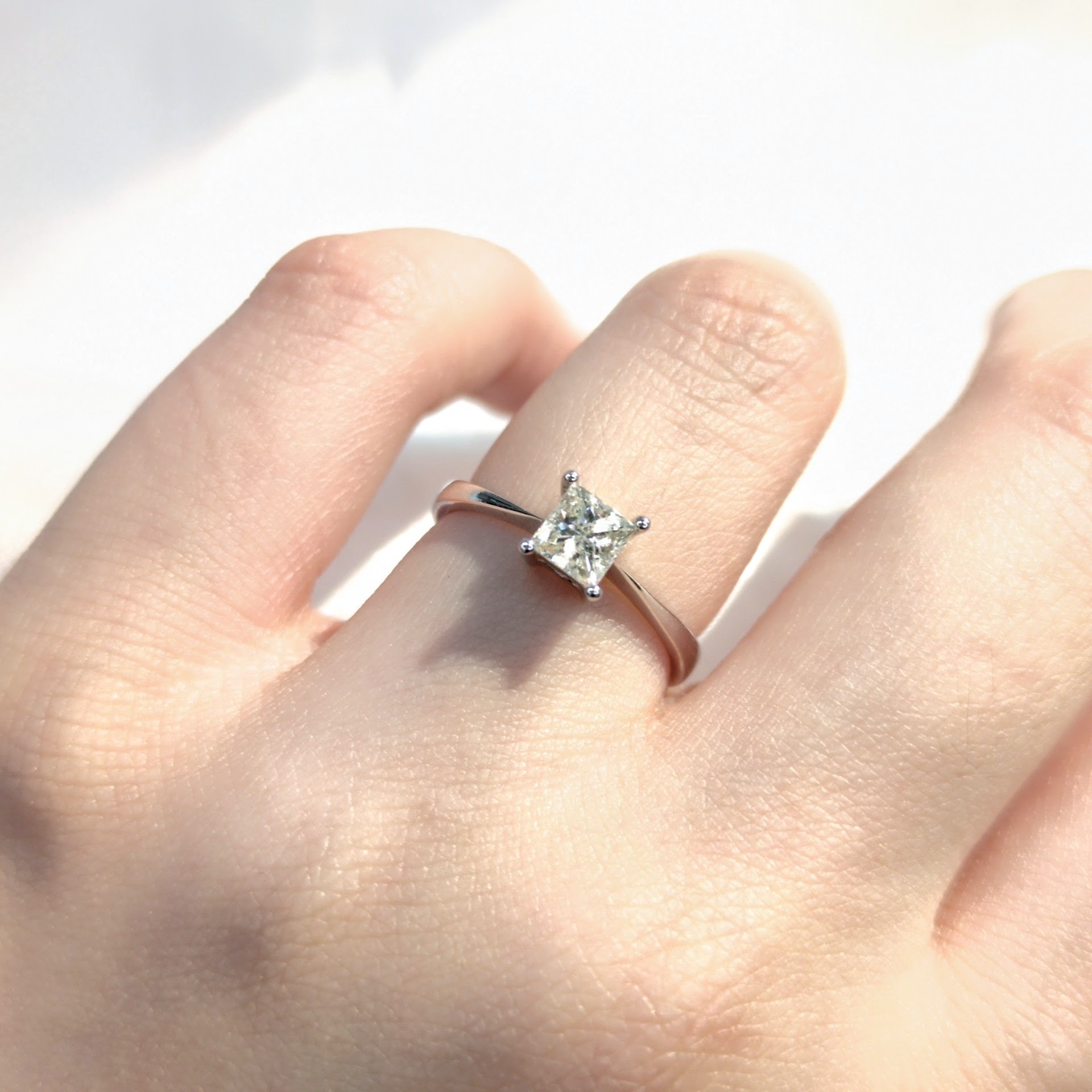 18K White Gold 0.46ct Princess Cut Diamond Ring