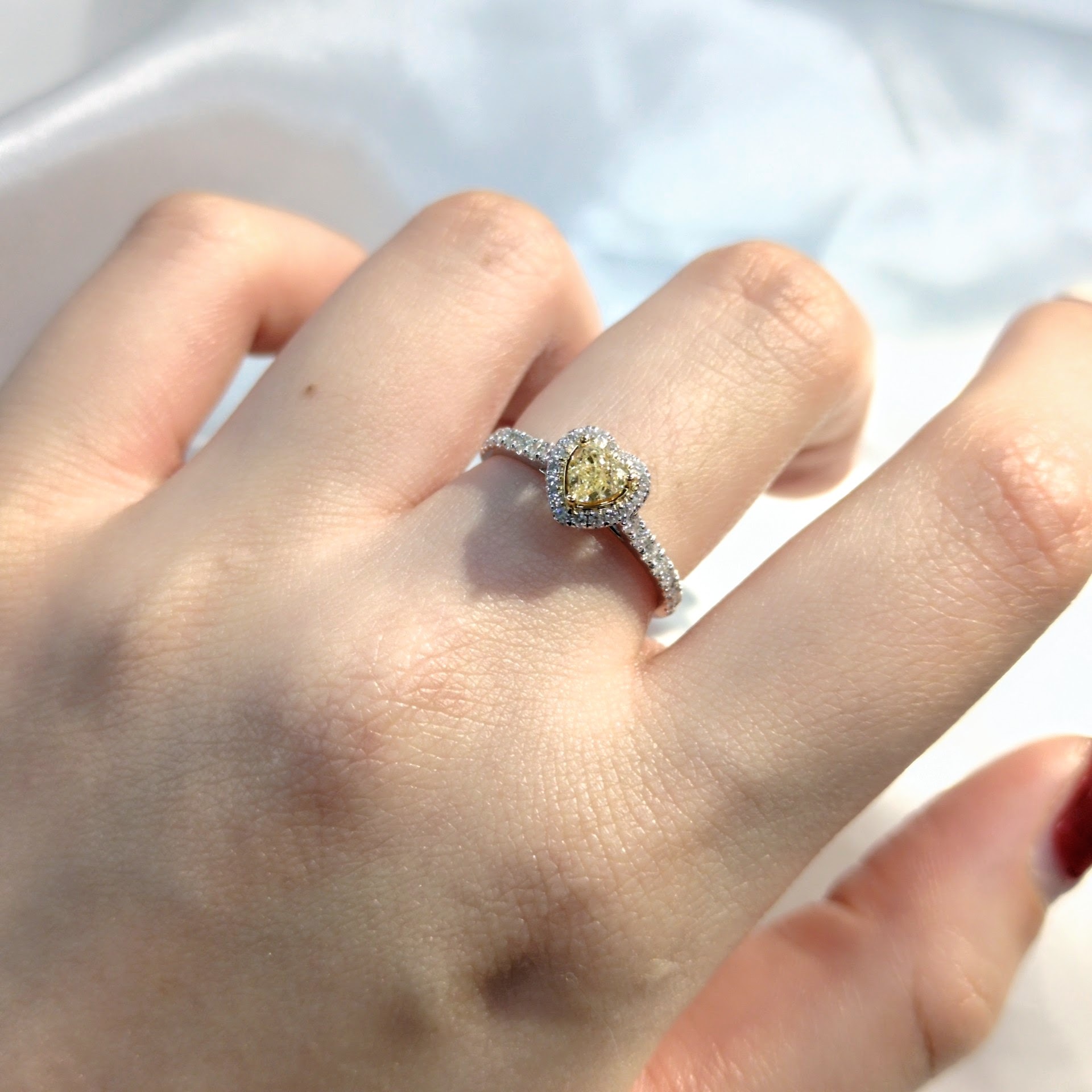 18K Gold 0.60ct Fancy Yellow Heart Shaped Diamond Ring