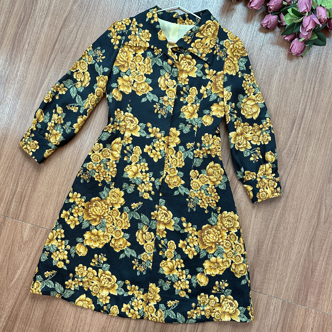 和服布黑色黃玫瑰連身裙