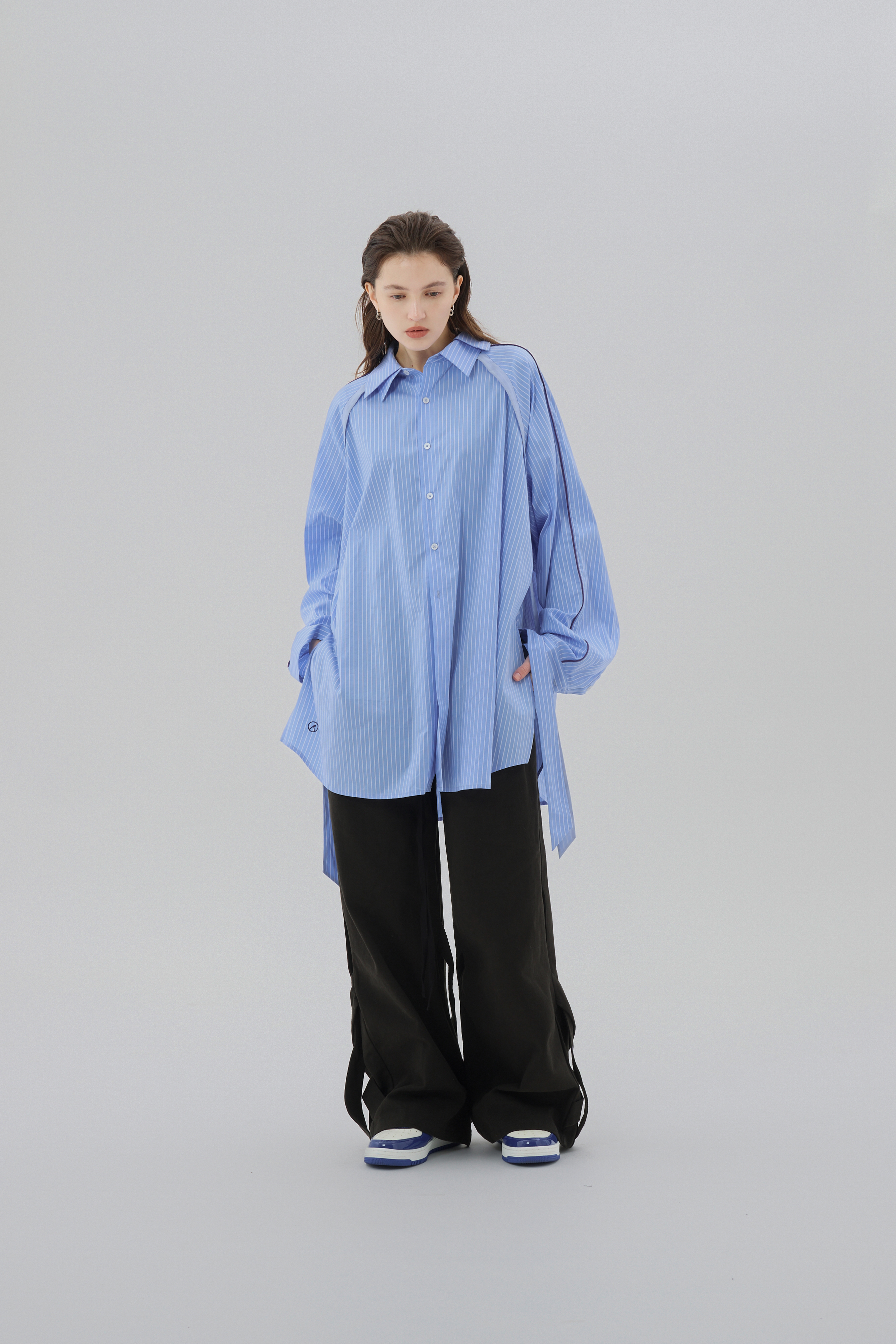 X-Strap Relaxed Trousers｜Black