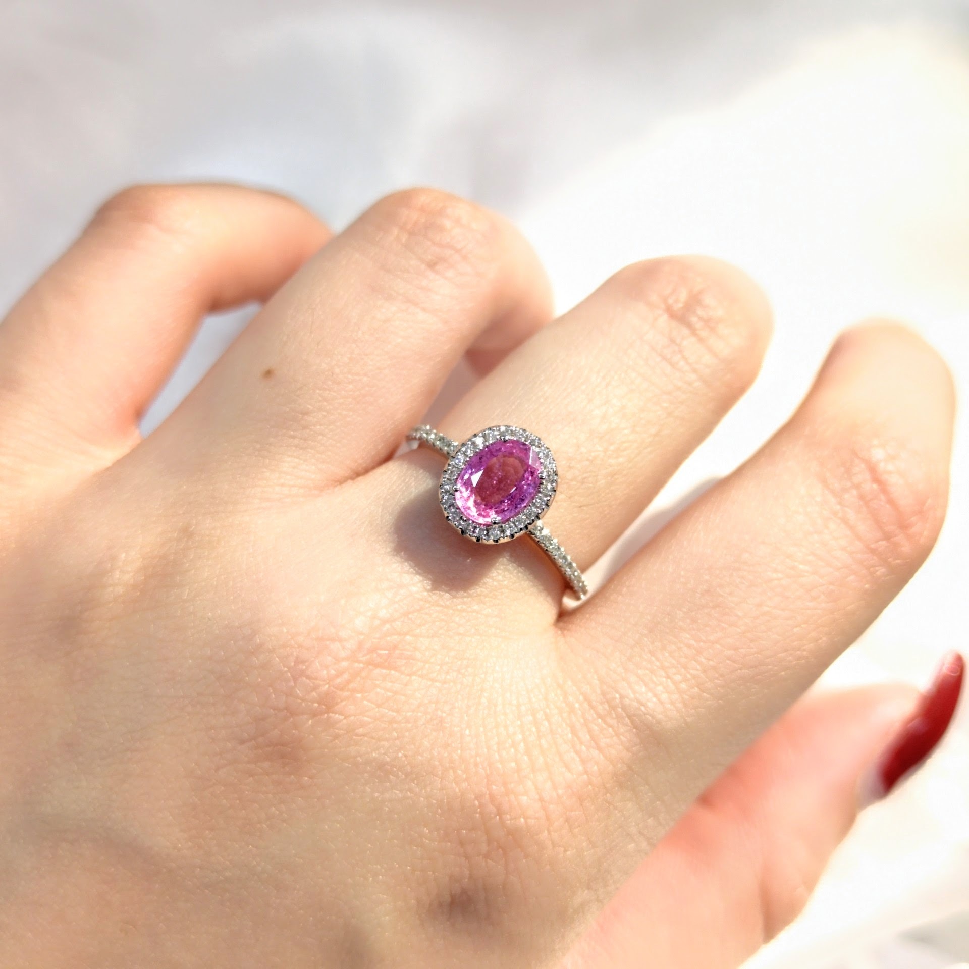 18K White Gold 0.96ct Sapphire and Diamond Ring