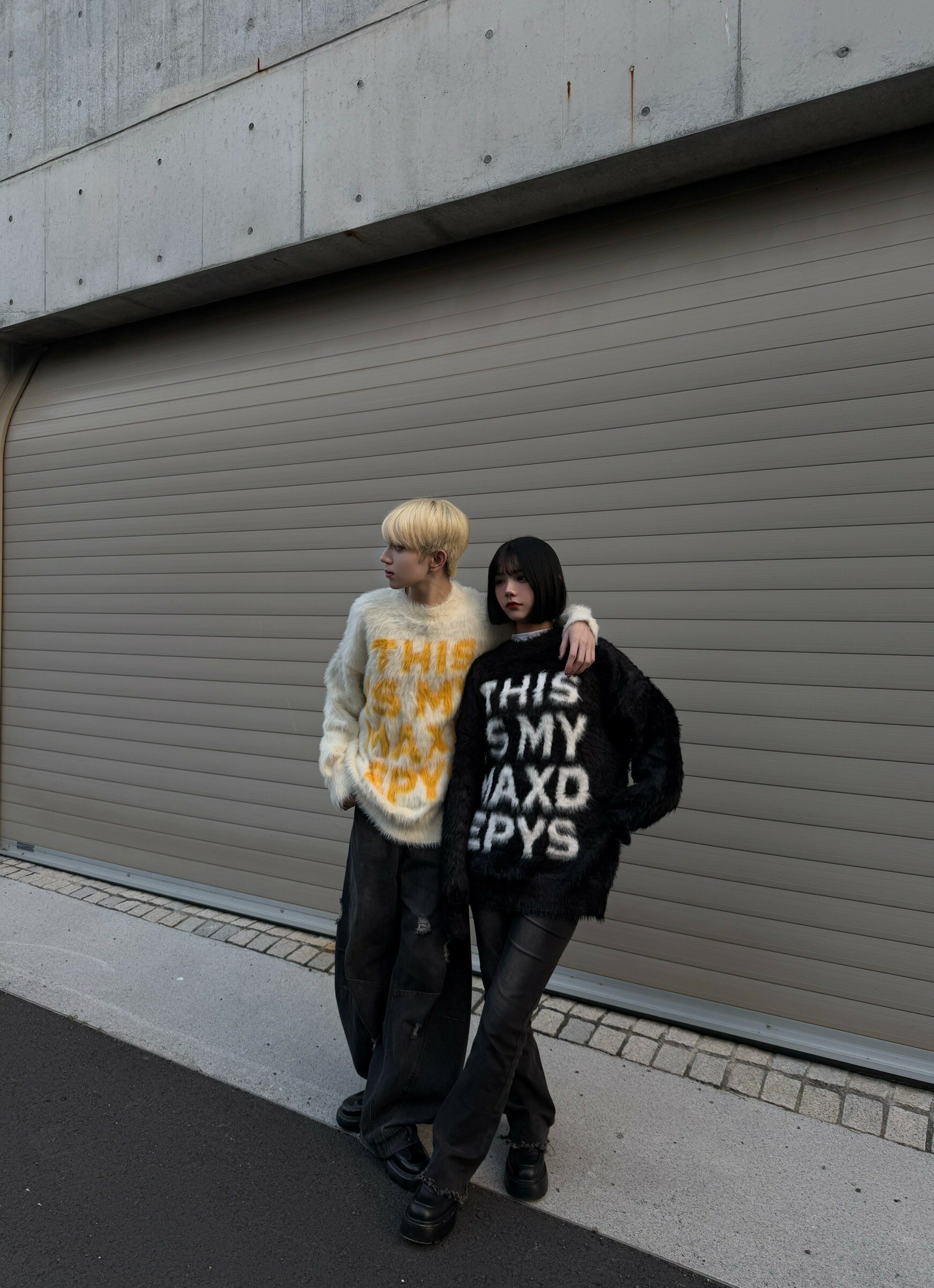 (GOAL) 美式字母 水貂毛 圓領毛衣 geesas 6574