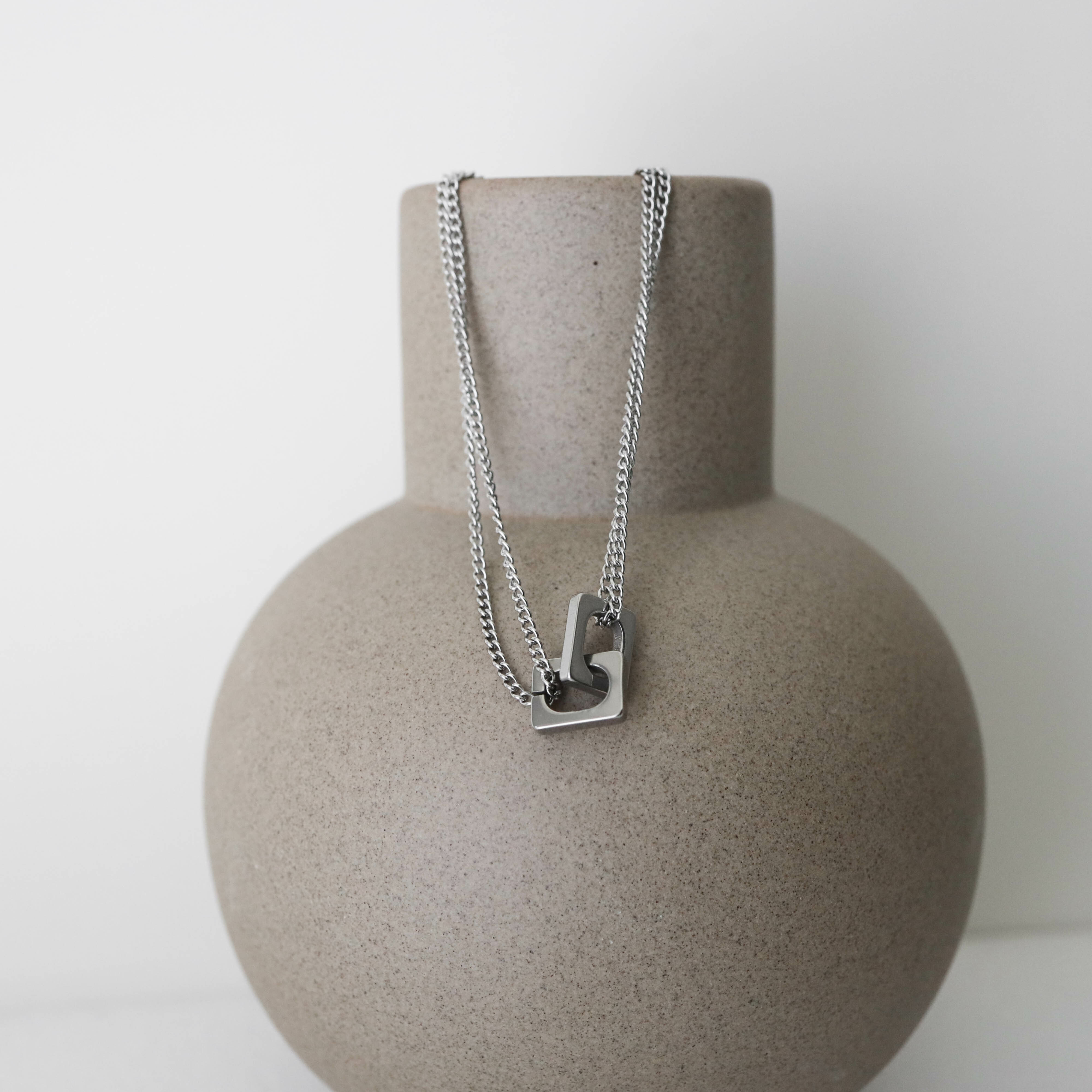 不怕水雙圈相環雙線造型項鍊