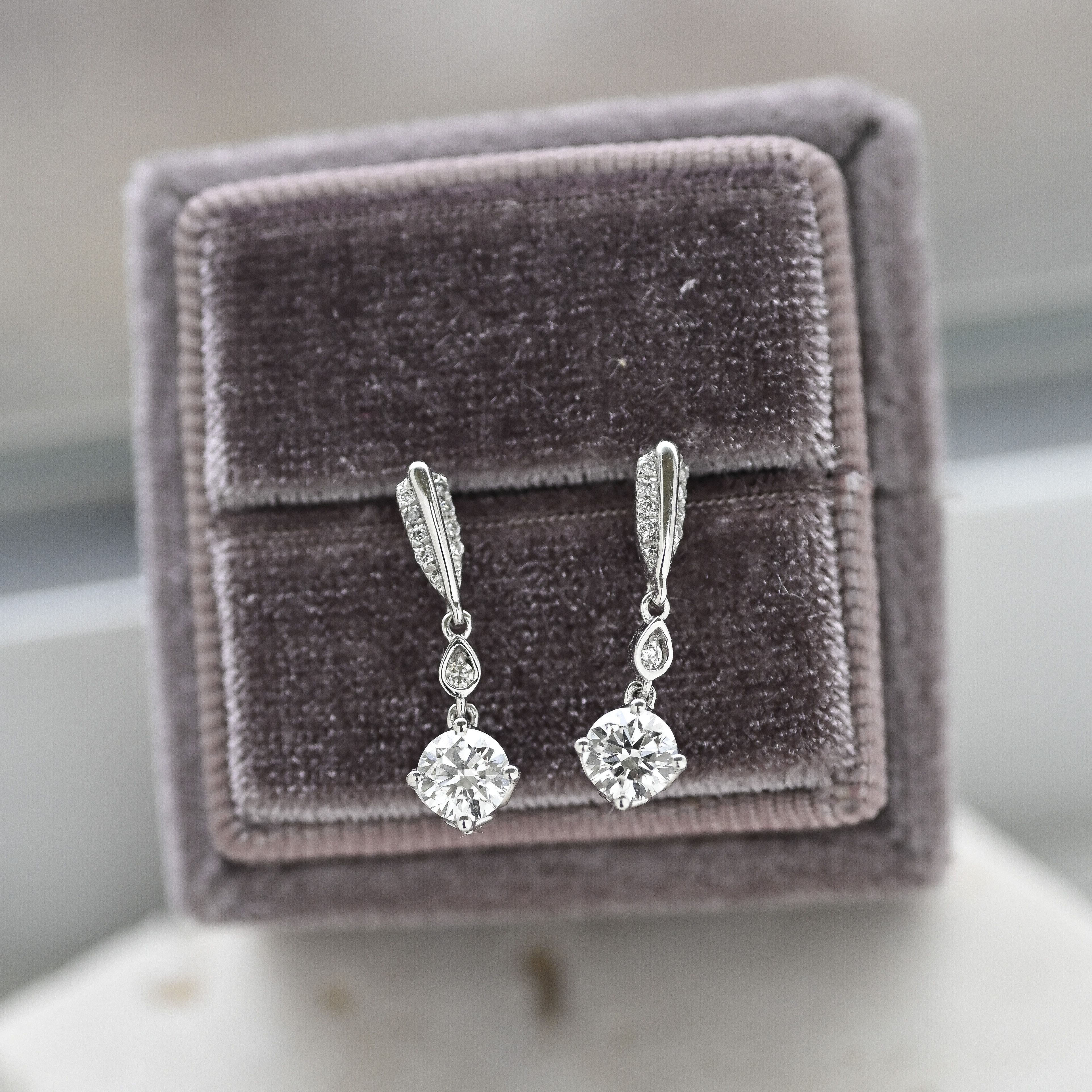 18K 0.62ct Diamond Earring