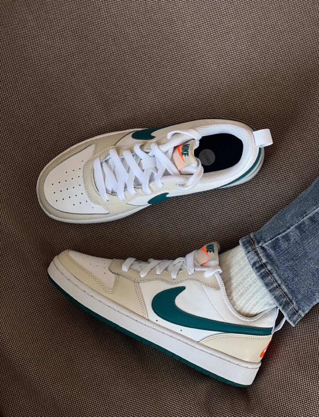 【代購】Nike Court Borough 2 米綠色 板鞋 休閒鞋 米色 BQ5448-017