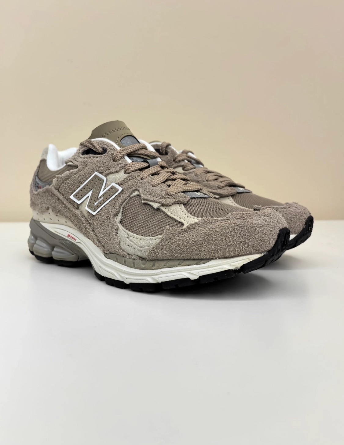【代購】New Balance NB 2002R 淺卡其 運動鞋 休閒鞋 M2002RDL