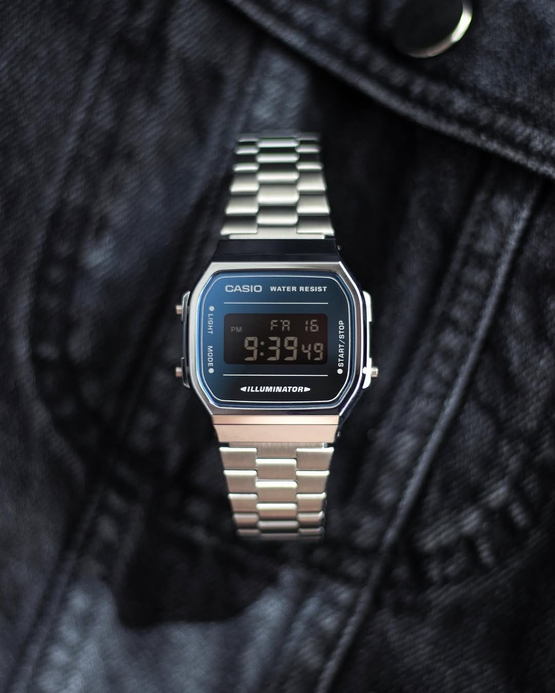 Casio A168WEM-2B Silver Mirror Digital Vintage Watch