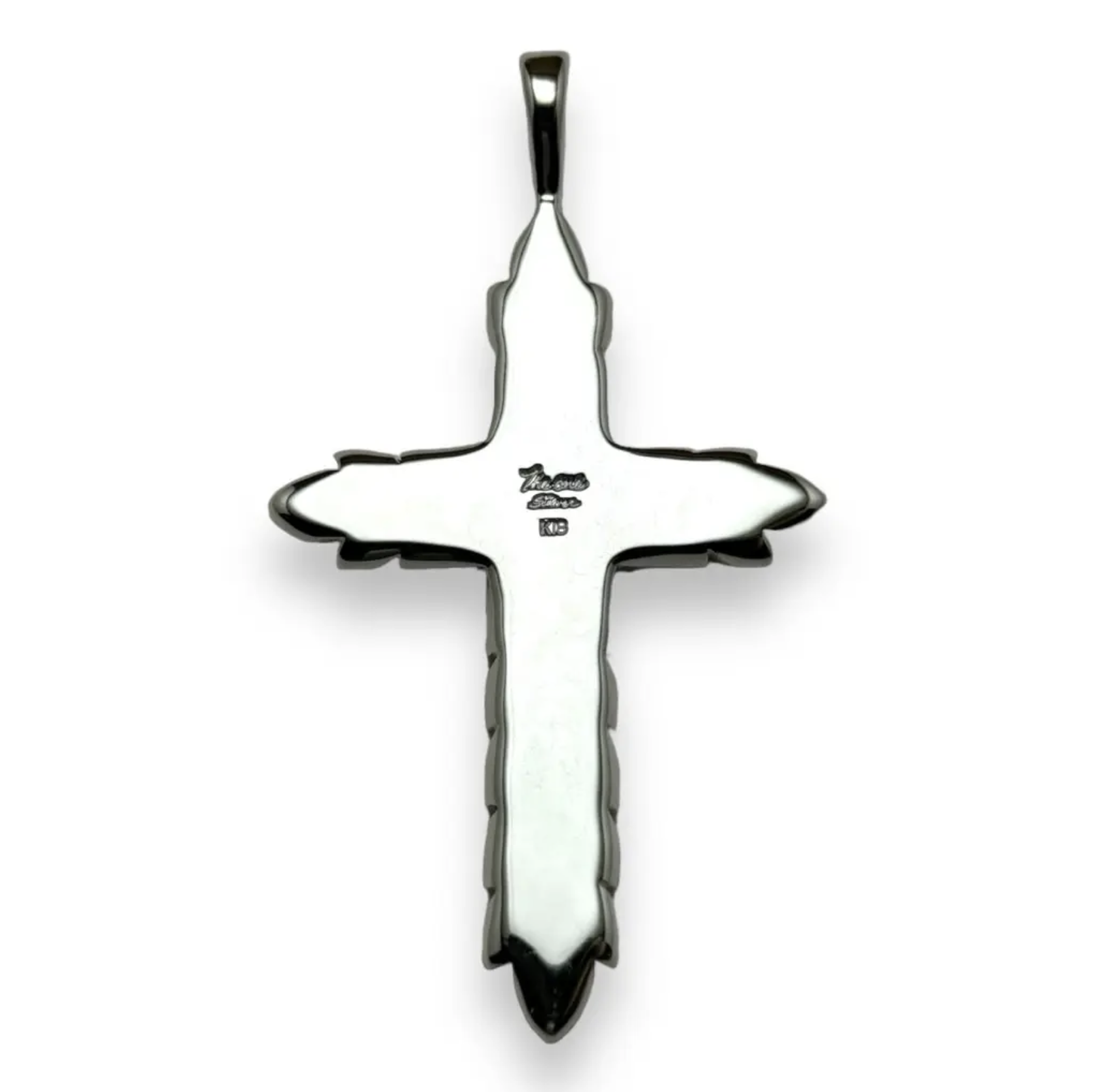 K18 Kaila motif cross pendant (Royal Maile)