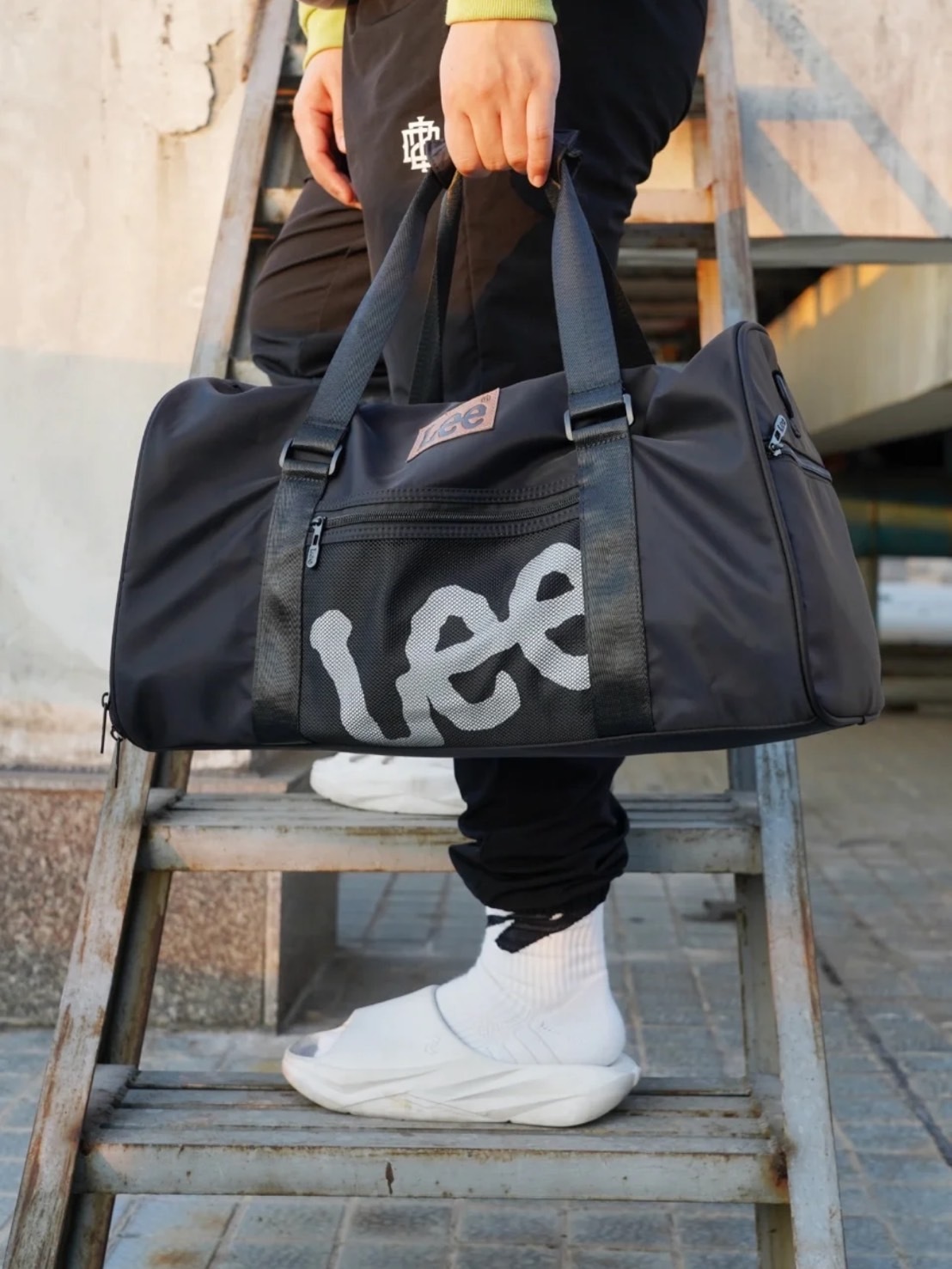 LEE防潑水 乾濕分離 旅行袋 游泳包 健身包 三色