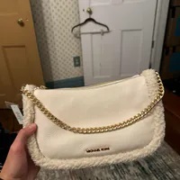 [S] MICHAEL KORS 35F4G1QC8L CARMELA MD POUCHETTE XBODY LEATHER,NATURAL MULTI, 197853079663 (SMK1118)
