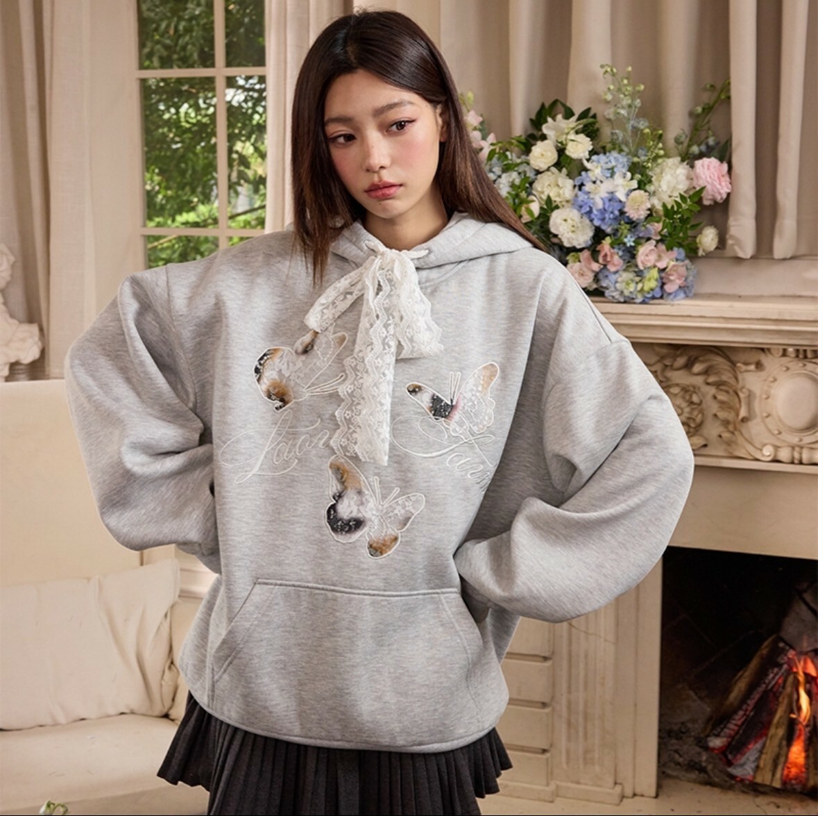 harsh and cruel 2025SS 美式 手寫 花體 火燒蕾絲 貼布 刺繡蝴蝶 帽T