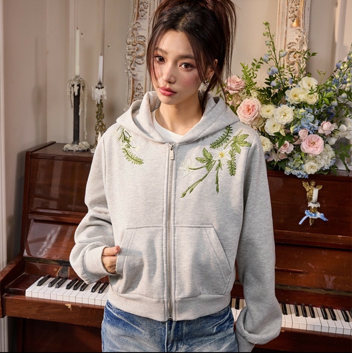 harsh and cruel 2025SS 新中式 花卉刺繡 LOGO 短版 女款 連帽外套