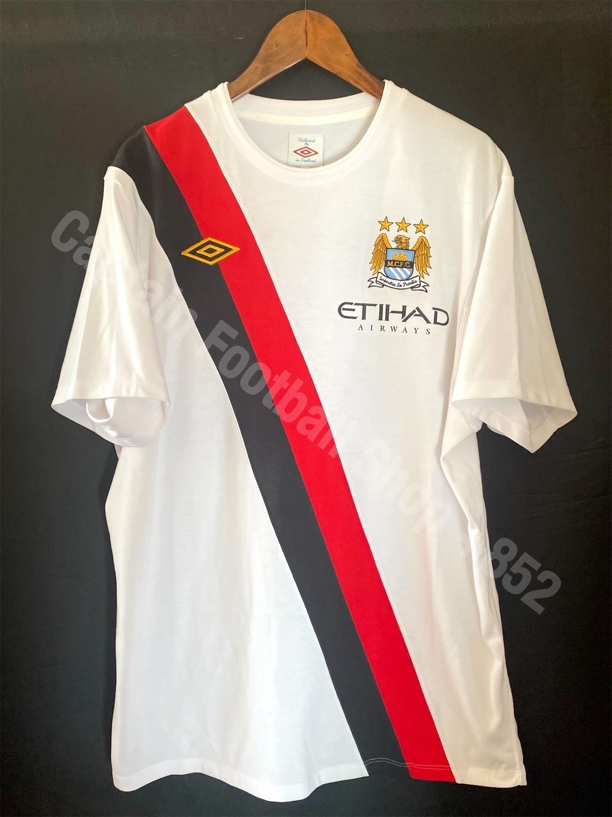 曼城 2010-2011 Umbro 二客球衣 #21 SILVA