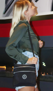 【預購】AOCINA G011427 斜咩袋