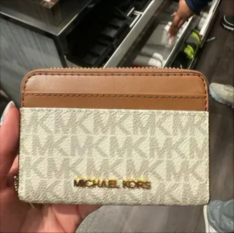 [S] MICHAEL KORS 35H9GTVZ2B JET SET TRAVEL MD ZA CARD CASE,VANILLA, 193599705170 (SMK1159)