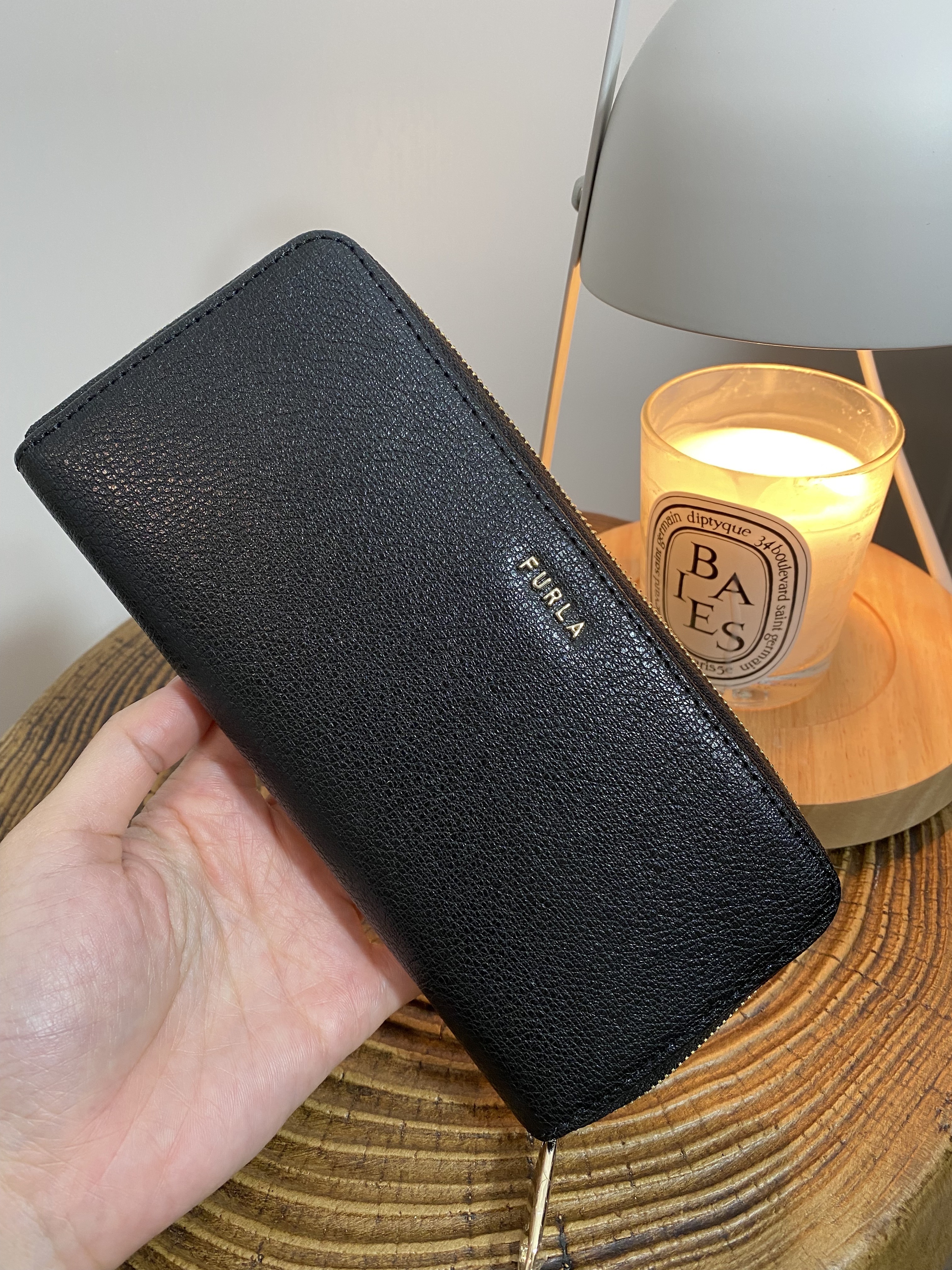 Furla Classic Long zip around Wallet - Black