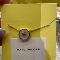 [US] MARC JACOBS J341MT7PF21-103 THE MEDALLION CHAINED NECKLACE,MOP/GOLD, 191267925110 (SMJ446)